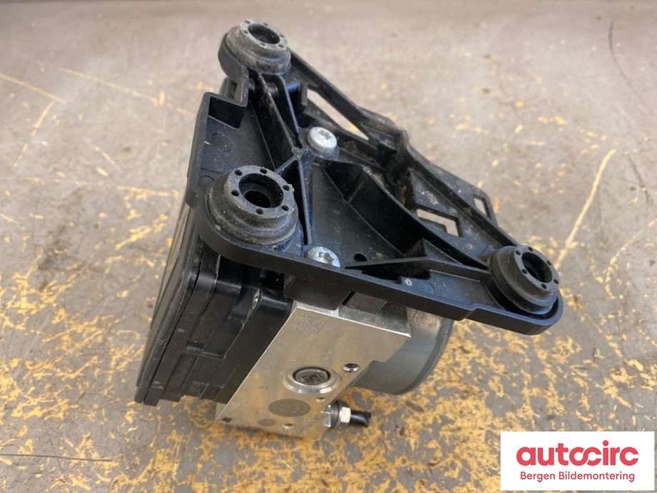 Styreenhet ABS til VW Golf VII 2012-2017 (Fase 1)  (VOLKSWAGEN|5Q0 614 517 AA||5Q0 907 379 T)