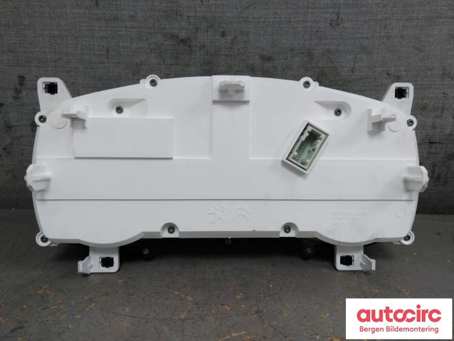 Instrumentpanel til Toyota Proace 2016-->> (Type II)  (TOYOTA|SU001B2732||983747308000)