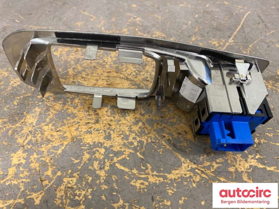 Bryter elektrisk håndbrekk/parkbrems til Peugeot 5008 2017-->> (Type II) (PEUGEOT|98 105 935 VV||9810593577)