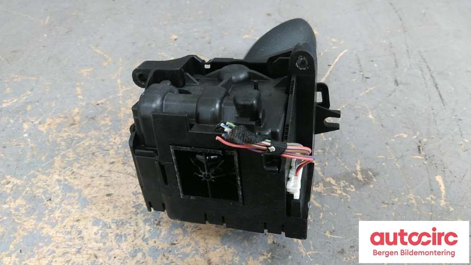 Girstang/girvelger automat til BMW 3-Serie 2012-2018 (F30/F31/F34) (F30/F31/F34) (BMW|61 31 9 296 896||9 296 896-01)