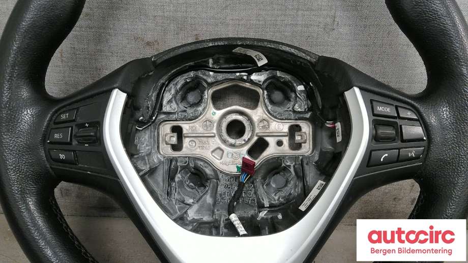 Ratt til BMW 3-Serie 2012-2018 (F30/F31/F34) (F30/F31/F34) (BMW|32 30 6 878 250|)