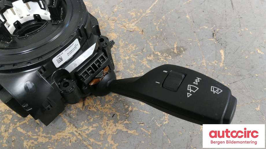 Bryter combi til BMW 3-Serie 2012-2018 (F30/F31/F34) (F30/F31/F34) (BMW|61 31 9 351 154||9 253 760-01)