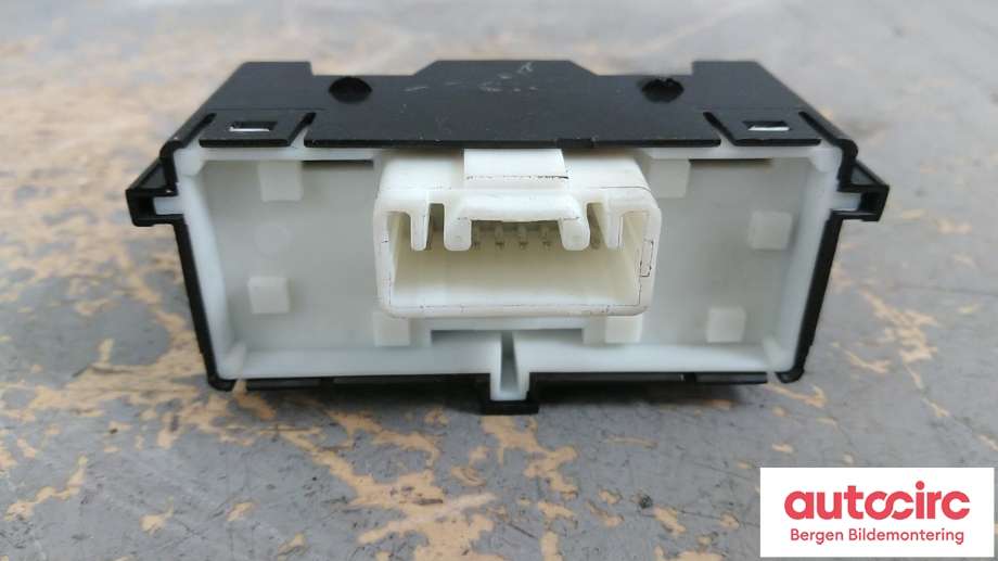 Bryter diverse til Toyota Auris 2013-2015 (Type II, Fase 1)  (TOYOTA|8497002060||84970-02060)