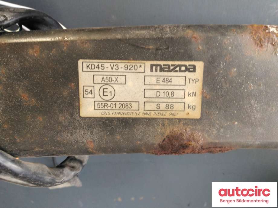 Hengerfeste til Mazda CX-5 2012-2017 (Type I)  (MAZDA|KD45-V3-920B|)