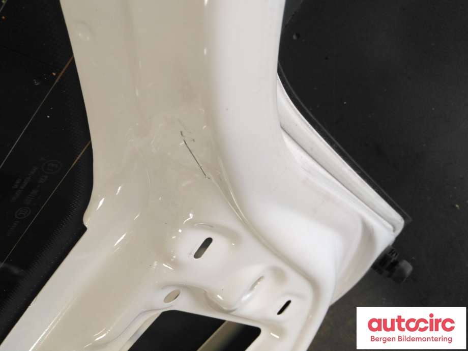 Bakluke til VW E-Up 2013-2019  (VOLKSWAGEN|1S6 827 025 G|)