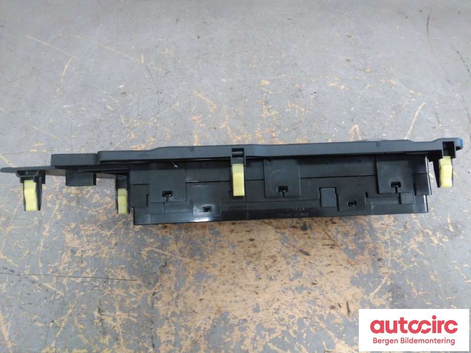 Varmeapparat betjening til Toyota Auris 2013-2015 (Type II, Fase 1)  (TOYOTA|5590002460B0|)