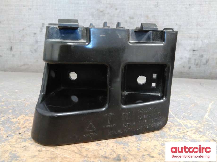 Diverse deler til Tesla Model Y 2021-2024 (Type I) (1506969-00-D||1494039-00)