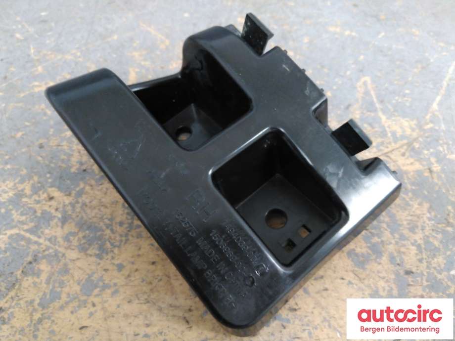 Diverse deler til Tesla Model Y 2021-2024 (Type I) (1506969-00-D||1494039-00)