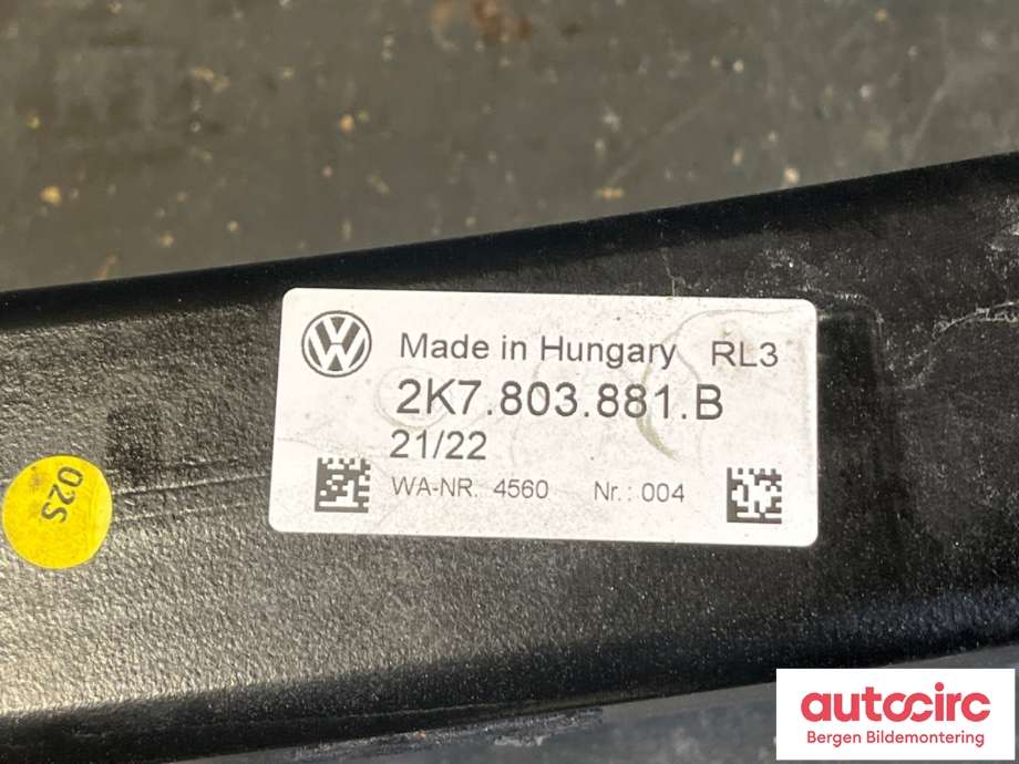 Hengerfeste til VW Caddy 2015-2020 (Type III, Fase 3)  (VOLKSWAGEN|2K7 803 881 B|)