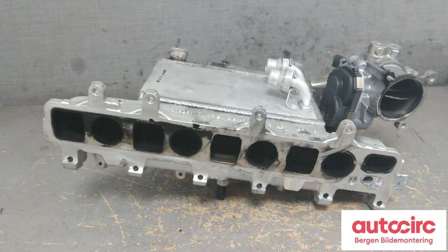 Manifold innsug til VW Caddy 2015-2020 (Type III, Fase 3) (VOLKSWAGEN|05L 129 711 R||05L 129 766 R)