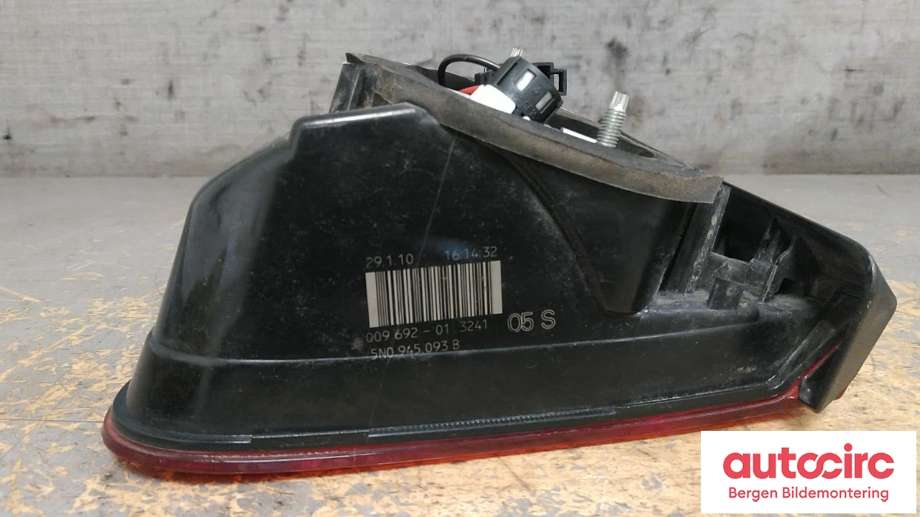 Baklykt venstre indre til VW Tiguan 2007-2011 (Type I, Fase 1)  (VOLKSWAGEN|5N0 945 107 B||5N0 945 093 B)
