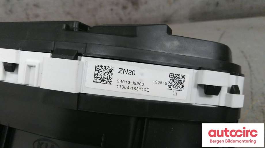 Speedometer til Kia e-Soul 2019-->> (Type III)  (KIA|94013J2200|)