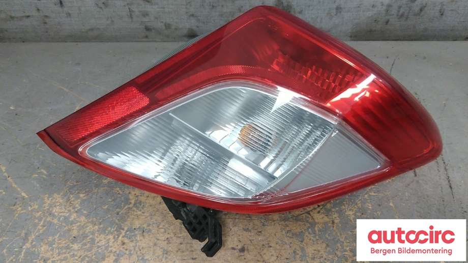 Baklykt høyre til Toyota Yaris 2012-2014 (Type III, Fase 1) (TOYOTA|815510D370|)