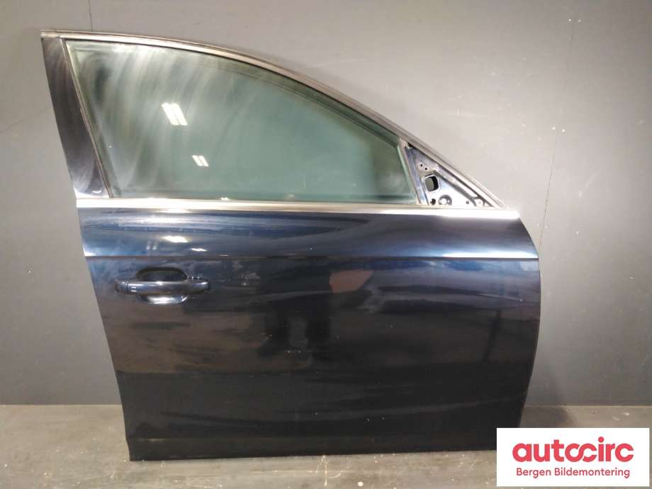 Dør høyre foran til Audi A4 2007-2014 (Type IV) (B8) (B8) (AUDI|8K0 831 052 J|)