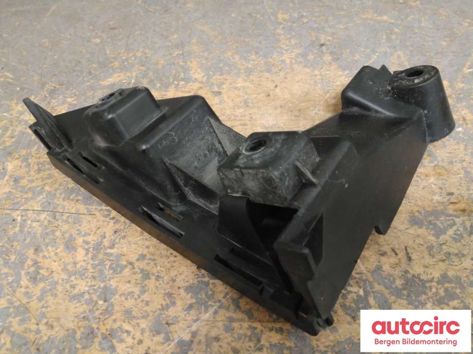 Diverse deler til Volvo V70 2007-2013 (Type III, Fase 1)  (VOLVO|30678650|)