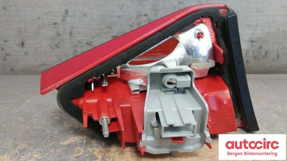 Baklykt høyre indre til Audi A4 2007-2014 (Type IV) (B8) (B8) (AUDI|8K9 945 094 B|)
