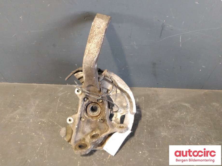 Hjulspindel venstre foran til BMW X5 2007-2013 (E70) (E70) (BMW|31 21 6 869 869|)