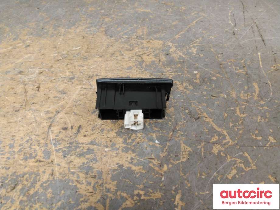 Diverse deler til VW Transporter / Caravelle 2015-2019 (T6) (T6) (VOLKSWAGEN|5Q0 035 726 B|)