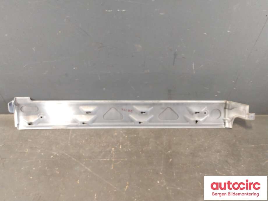Lister til VW Transporter / Caravelle 2015-2019 (T6) (T6) (VOLKSWAGEN|7H1 843 796 H|)