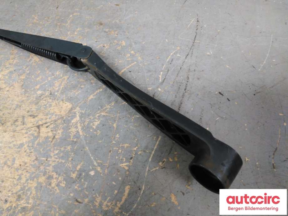 Viskerarmer frontrute til Kia Soul 2014-2019 (Type II)  (KIA|98301B 2000|)