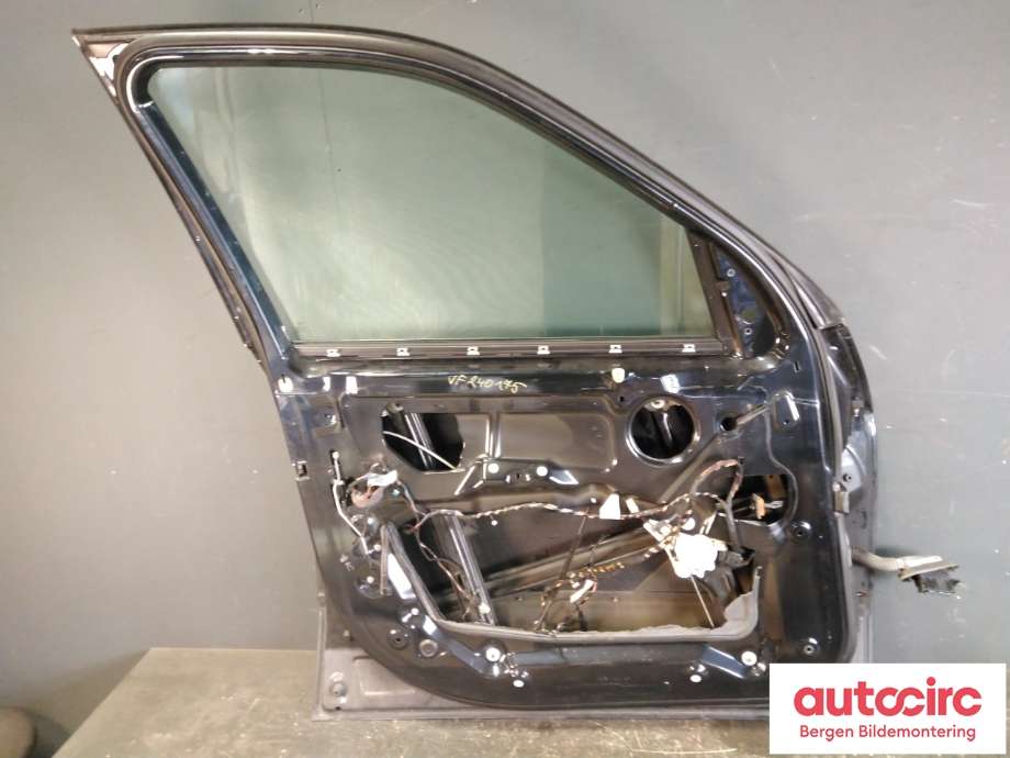 Dør venstre foran til BMW X5 2007-2013 (E70) (E70) (BMW|41 51 7 211 423|)