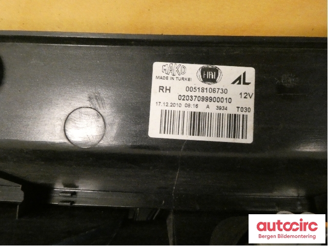 Baklykt høyre til Fiat Doblo 2010-->> (Type II)  (FIAT|51810673||00518106730)