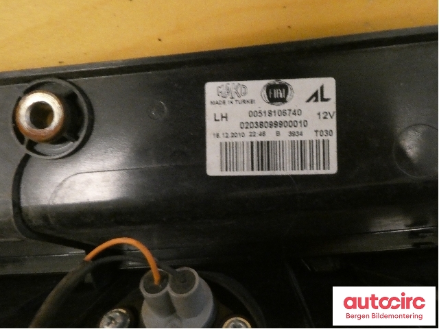 Baklykt venstre til Fiat Doblo 2010-->> (Type II)  (FIAT|51810674||00518106740)