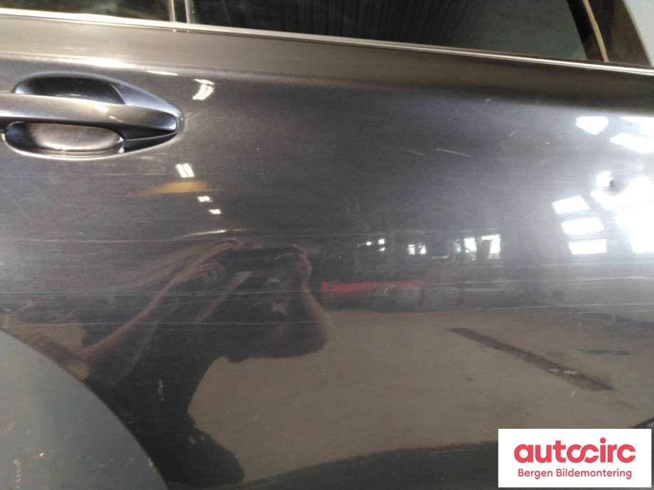 Dør høyre bak til Subaru Outback 2015-2020 (Type V)  (SUBARU|60409AL0209P|)