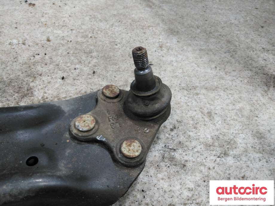 Travers foran hoved til Škoda Fabia 2014-2021 (Type III)  (SKODA|6C0 199 315 A|)