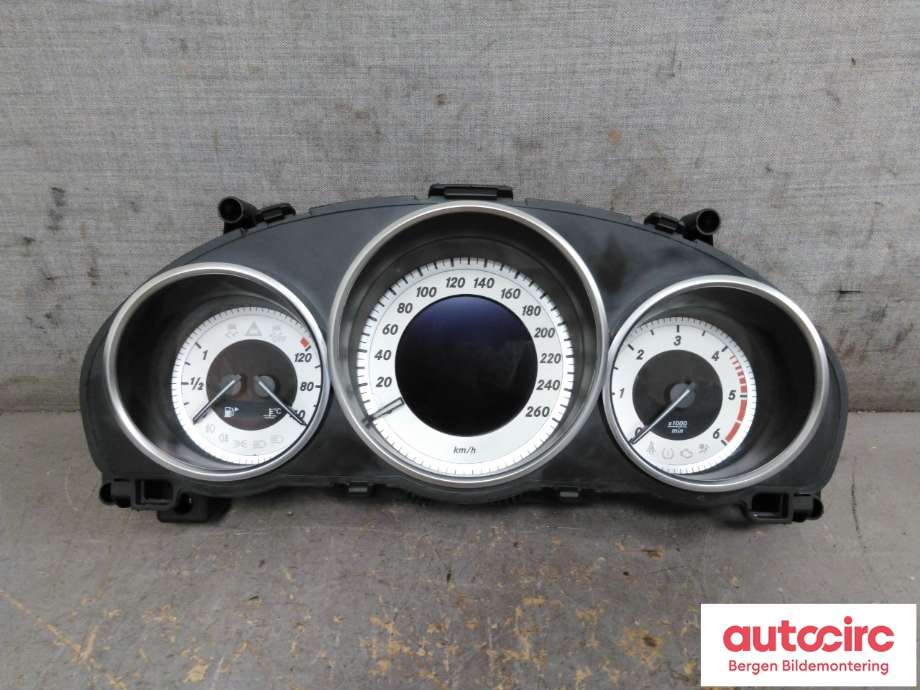 Speedometer til Mercedes E-Klasse 2013-2016 (Fase 2) (W212) (W212) (MERCEDES|A 212 900 08 25|)