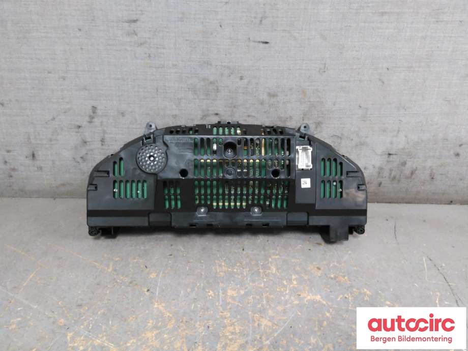 Speedometer til Mercedes E-Klasse 2013-2016 (Fase 2) (W212) (W212) (MERCEDES|A 212 900 08 25|)