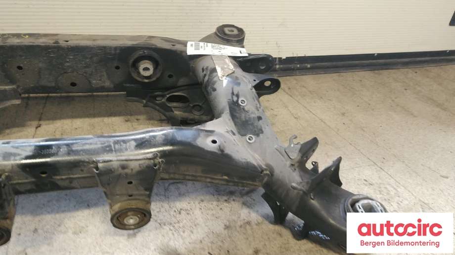 Bakaksel til BMW X3 2017-->> (G01) (G01) (BMW|33 30 6 874 404|)