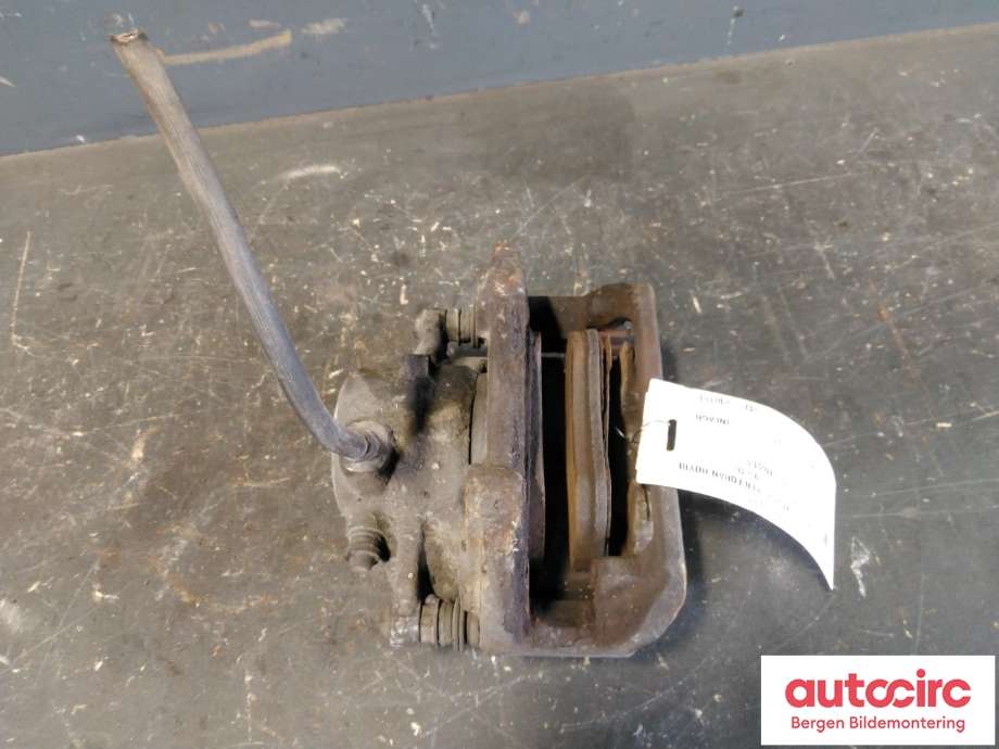 Bremsecaliper høyre foran til Mercedes E-Klasse 2013-2016 (Fase 2) (W212) (W212) (MERCEDES|A 204 421 24 81|)