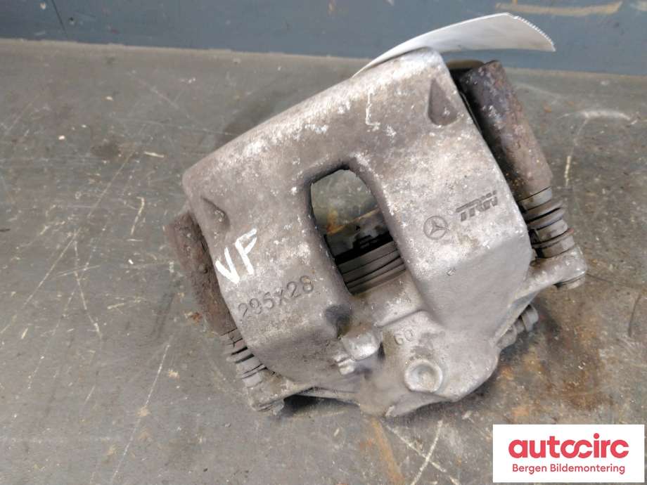Bremsecaliper venstre foran til Mercedes E-Klasse 2013-2016 (Fase 2) (W212) (W212) (MERCEDES|A 204 421 23 81|)