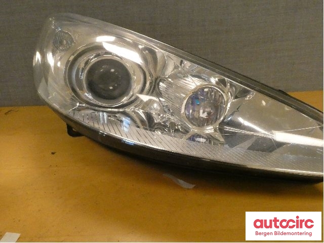 Frontlykt høyre xenon til Peugeot 407 2004-2010  (PEUGEOT|6206 82|)