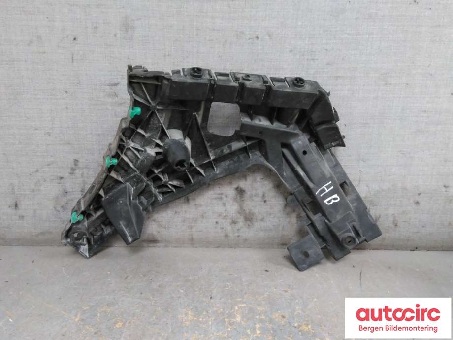 Diverse deler til Volvo XC40 2018-2024  (VOLVO|31690706|)