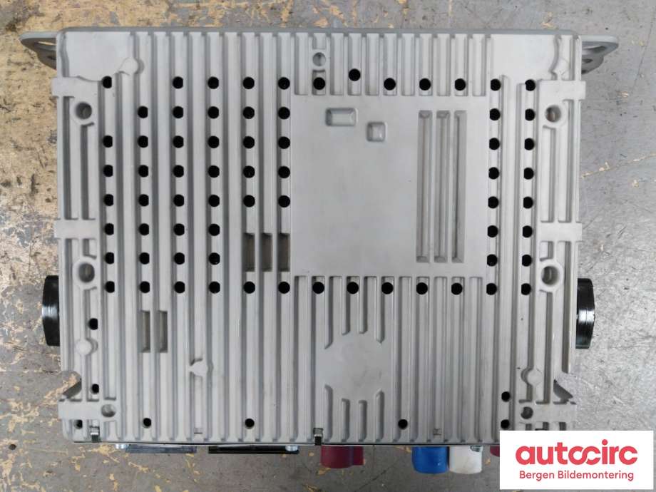 Bilstereo forsterker til BMW X3 2017-->> (G01) (G01) (BMW|65 12 5 B3F 808|)