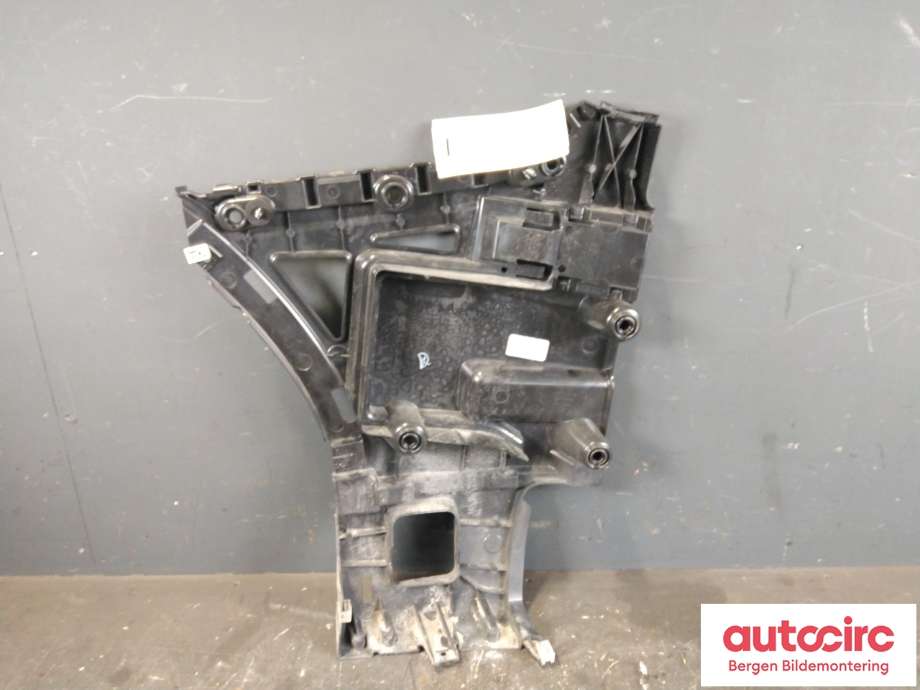 Diverse deler til BMW X3 2017-->> (G01) (G01) (BMW|51 12 7 400 668|)