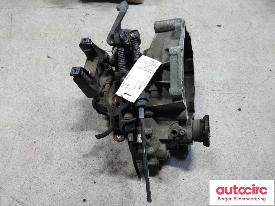 Girkasse manuell til VW Polo 2009-2014 (Type V, Fase 1)  (VOLKSWAGEN|02T 300 058 CX|)