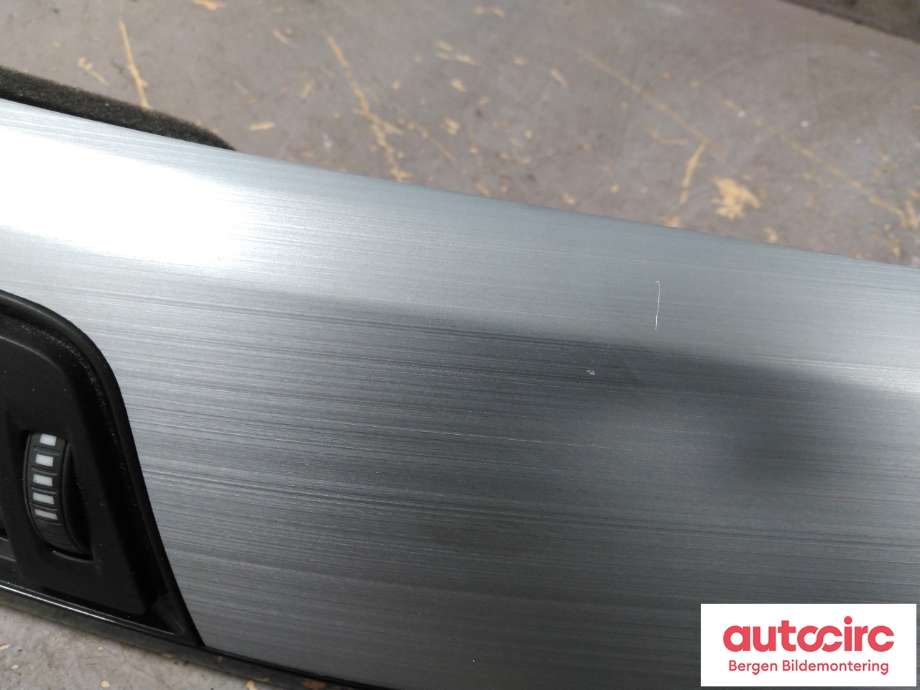 Diverse deler til BMW 3-Serie 2012-2018 (F30/F31/F34) (F30/F31/F34) (BMW|51 45 9 231 217|)
