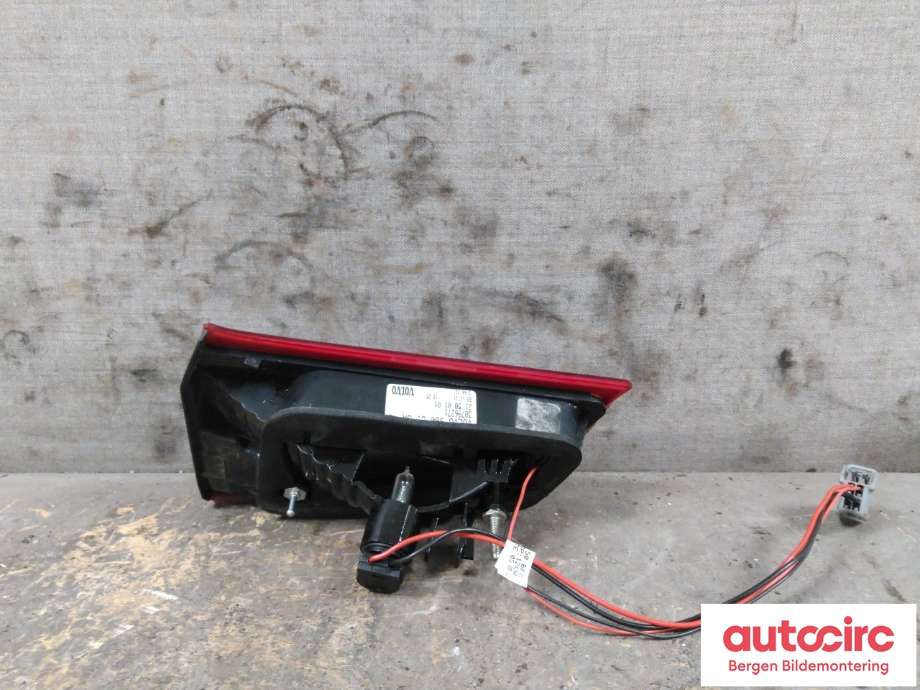 Baklykt venstre indre til Volvo S60 2010-2014 (Type II, Fase 1)  (VOLVO|30796271|)