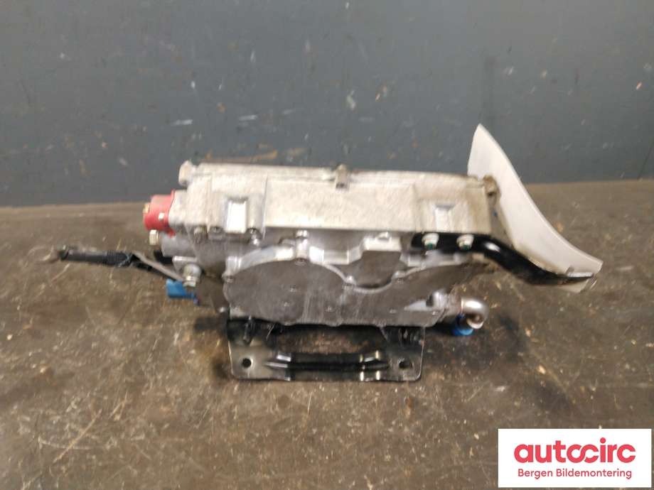 DCDC converter hybrid til Tesla Model S 2013-2016 (Fase 1)  (TESLA|1028665-00-B|)