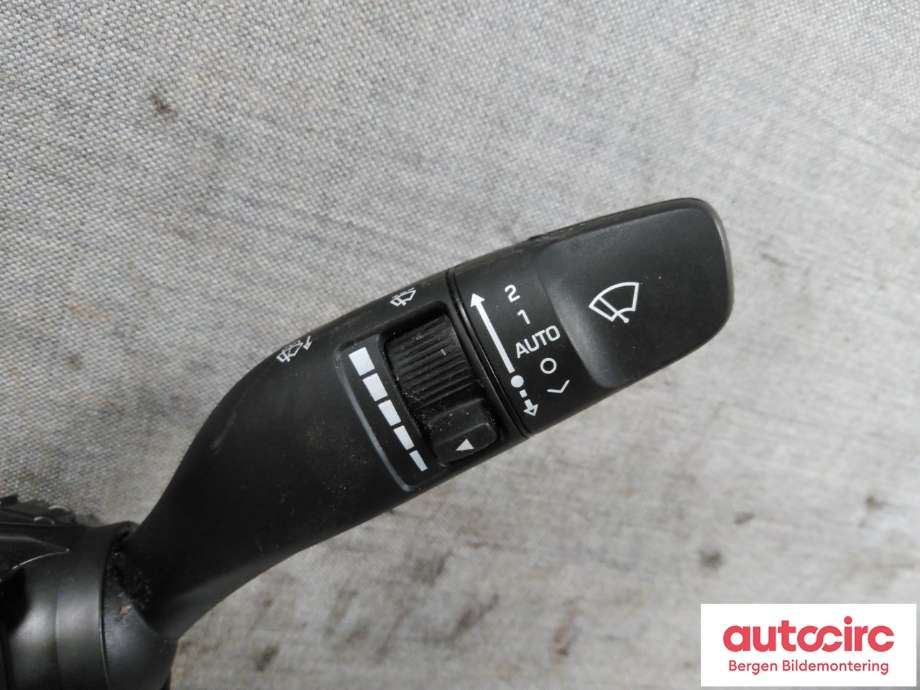 Bryter combi til Hyundai Ioniq Electric 2016-2019 (Fase 1)  (HYUNDAI|93403F 2810||93490G 2310)