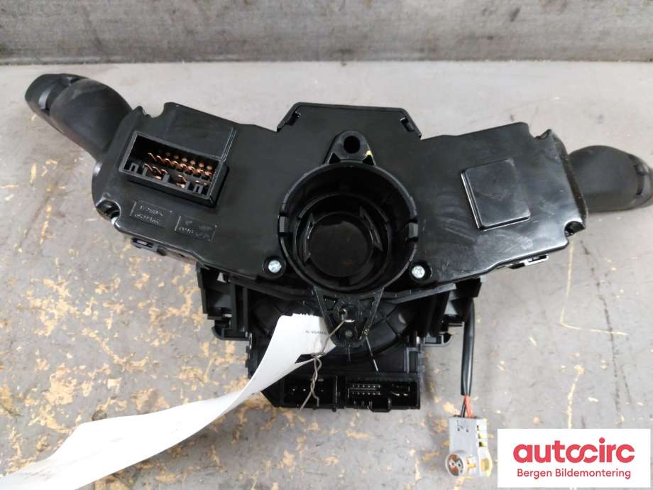 Bryter combi til Hyundai Ioniq Electric 2016-2019 (Fase 1)  (HYUNDAI|93403F 2810||93490G 2310)
