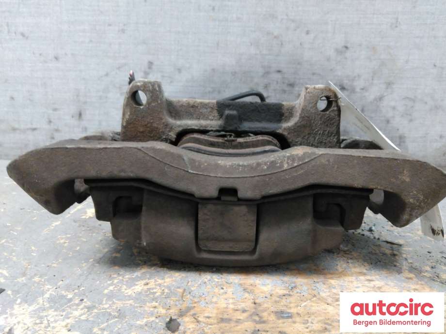 Bremsecaliper høyre foran til Audi A6, Allroad 2006-2008 (Type II, Fase 1) (C6) (C6) (AUDI|4F0 615 124|)