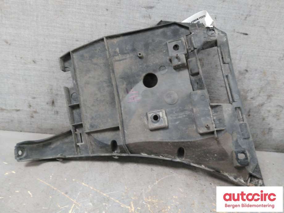 Diverse deler til Volvo S80 1998-2006 (Type I)  (VOLVO|8693901|)