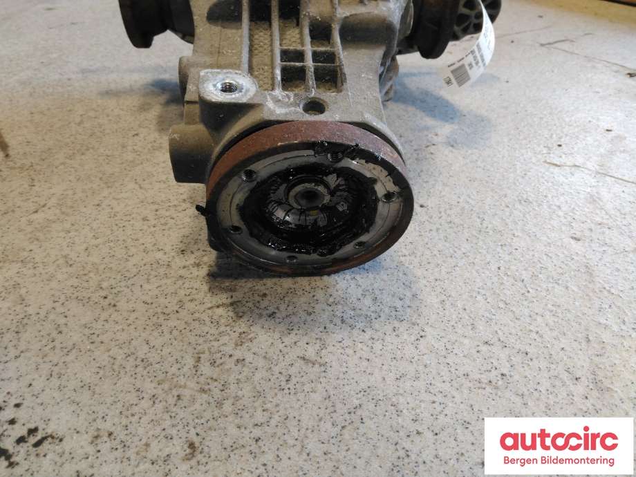 Kardang klokke bak til Audi A4 2007-2014 (Type IV) (B8) (B8) (AUDI|0BC 500 043|0BC 500 044 B|)