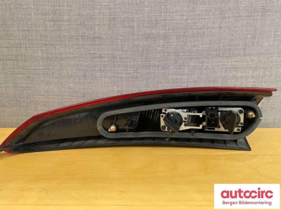 Baklykt venstre til Volvo V70 2000-2004 (Type II, Fase 1) (VOLVO|9483688|)