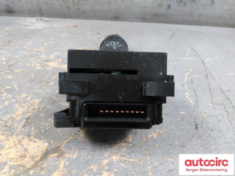 Bryter visker til Mitsubishi Outlander 2012-2015 (Type III, Fase 1)  (MITSUBISHI|8612A031|)