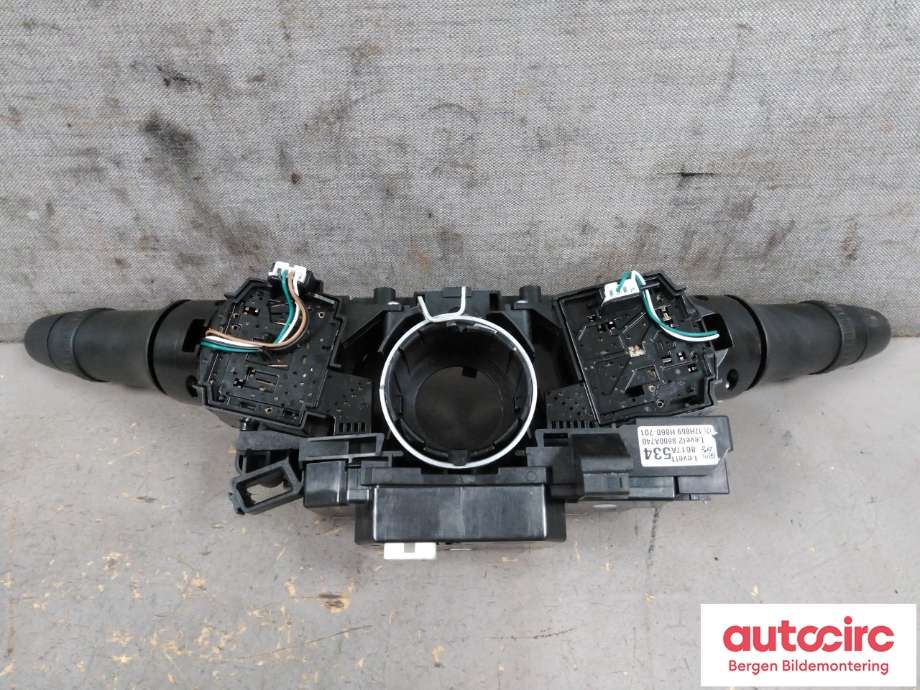 Bryter combi til Mitsubishi Outlander 2015-->> (Type III, Fase 2)  (MITSUBISHI|8600A740|)